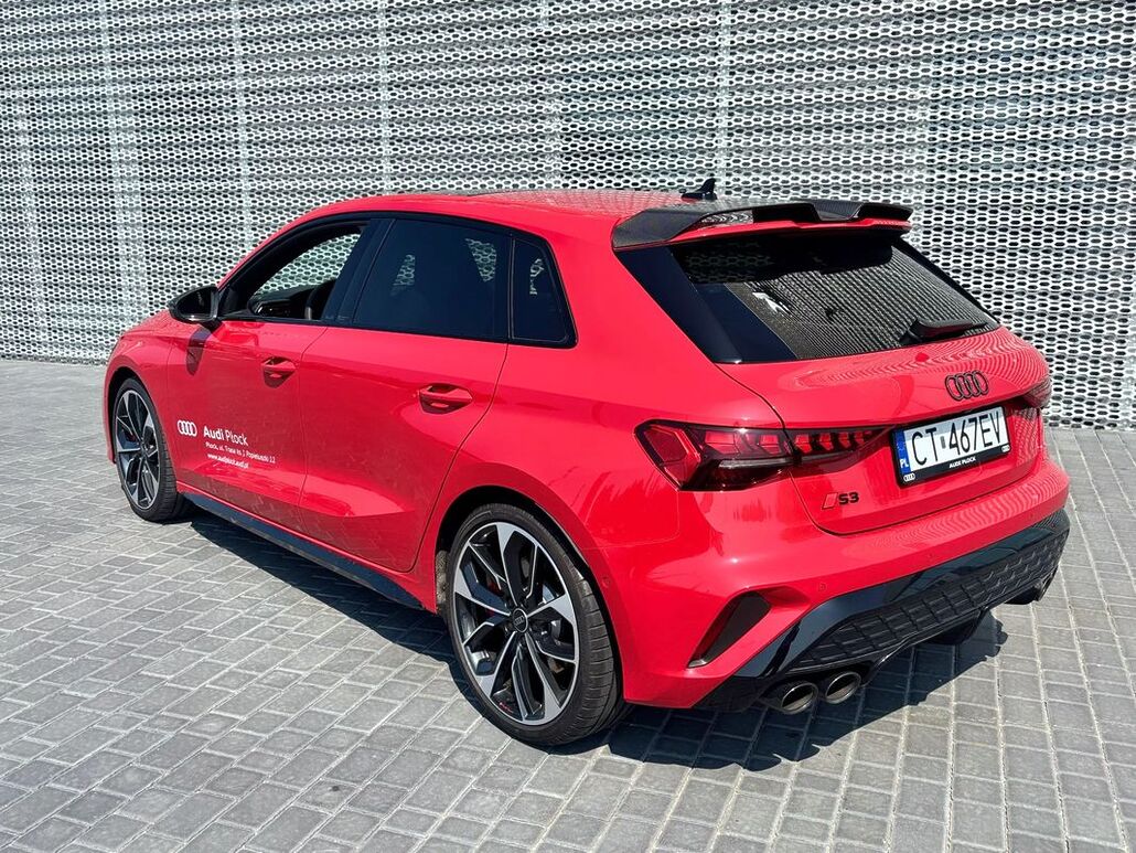 AUDI S3-SPORTBACK