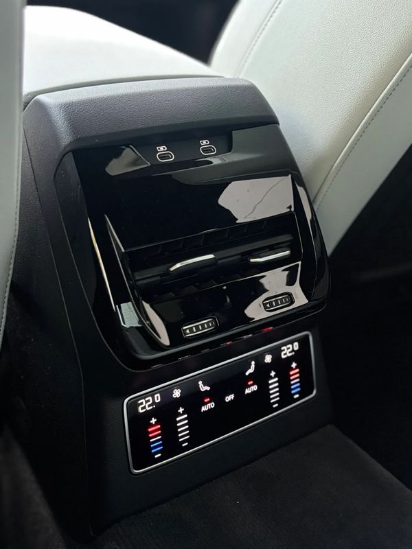 AUDI A6-LIMOUSINE TDI MHEV Quattro S Tronic