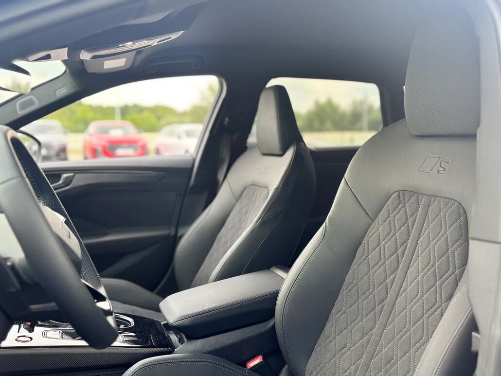 AUDI A6-AVANT E Hybrid 220 kW Quattro S Tronic