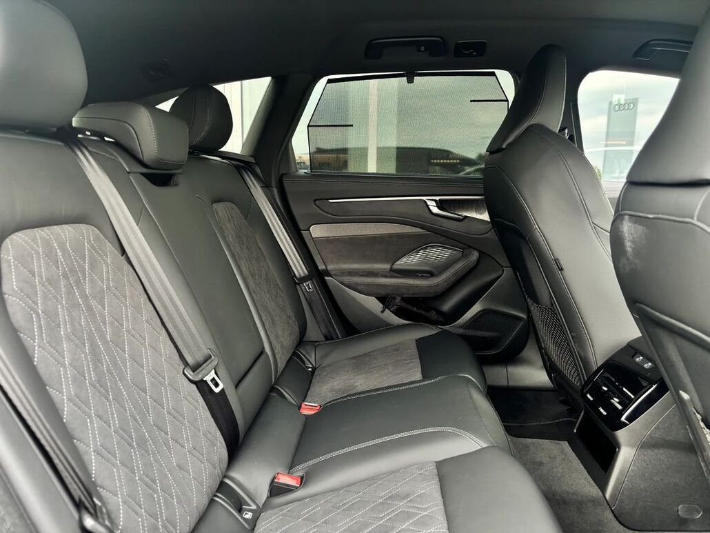 AUDI A6-AVANT E Hybrid 220 kW Quattro S Tronic