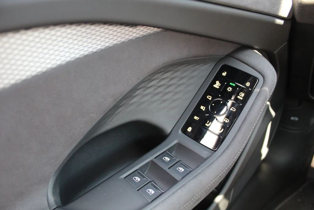 AUDI A6-AVANT E Hybrid 220 kW Quattro S Tronic