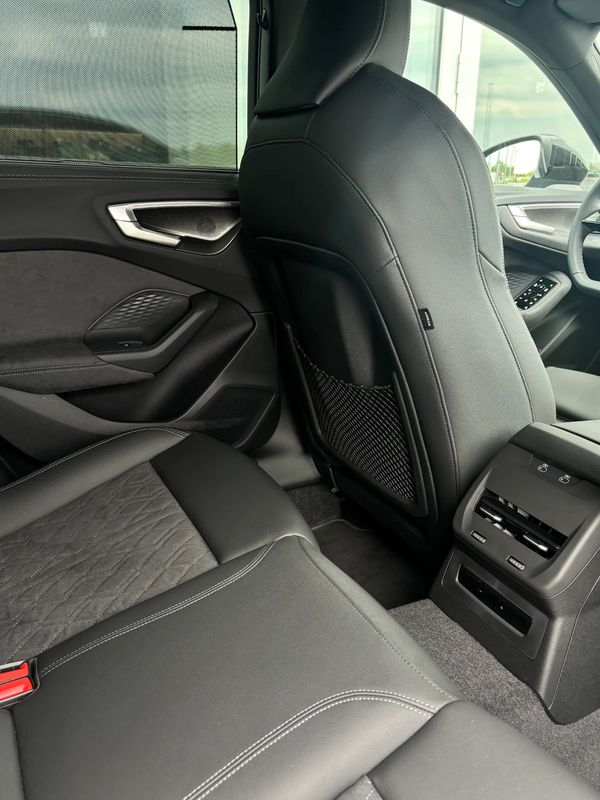 AUDI A5-LIMOUSINE TFSI Quattro S Tronic
