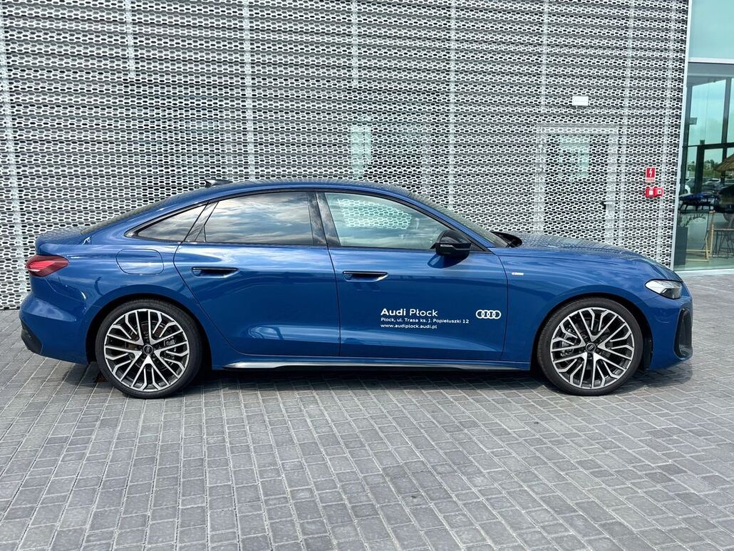 AUDI A5-LIMOUSINE TFSI Quattro S Tronic