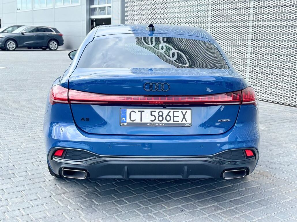 AUDI A5-LIMOUSINE TFSI Quattro S Tronic