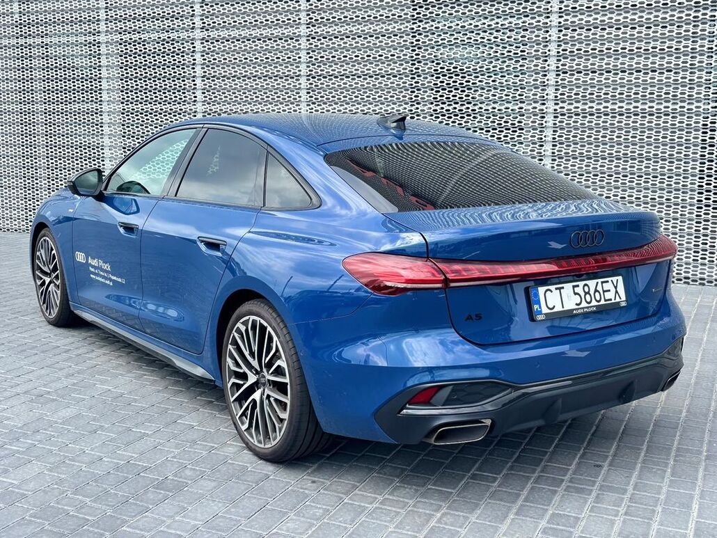 AUDI A5-LIMOUSINE TFSI Quattro S Tronic