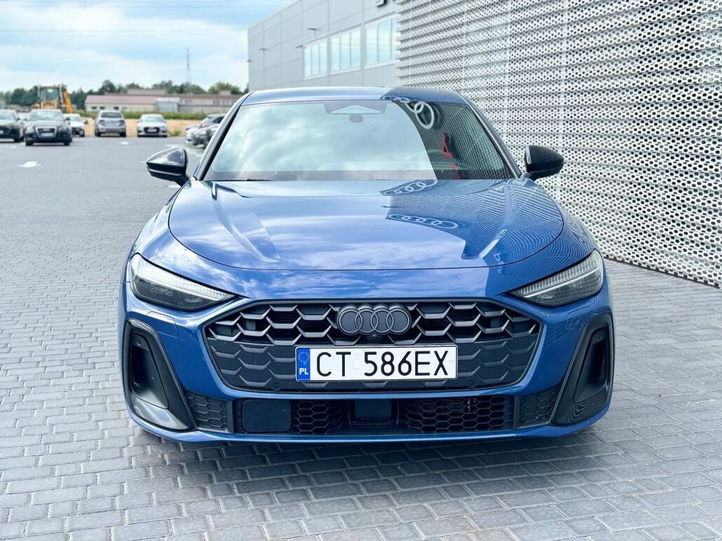 AUDI A5-LIMOUSINE TFSI Quattro S Tronic