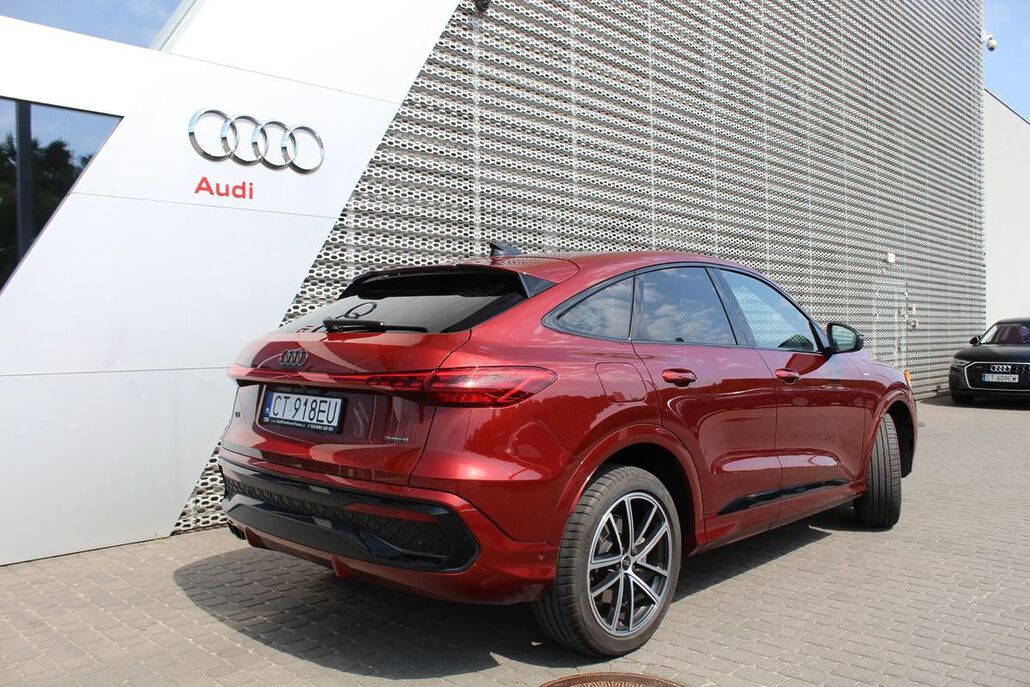 AUDI Q5-SPORTBACK TDI MHEV 150 kW Quattro S Tronic