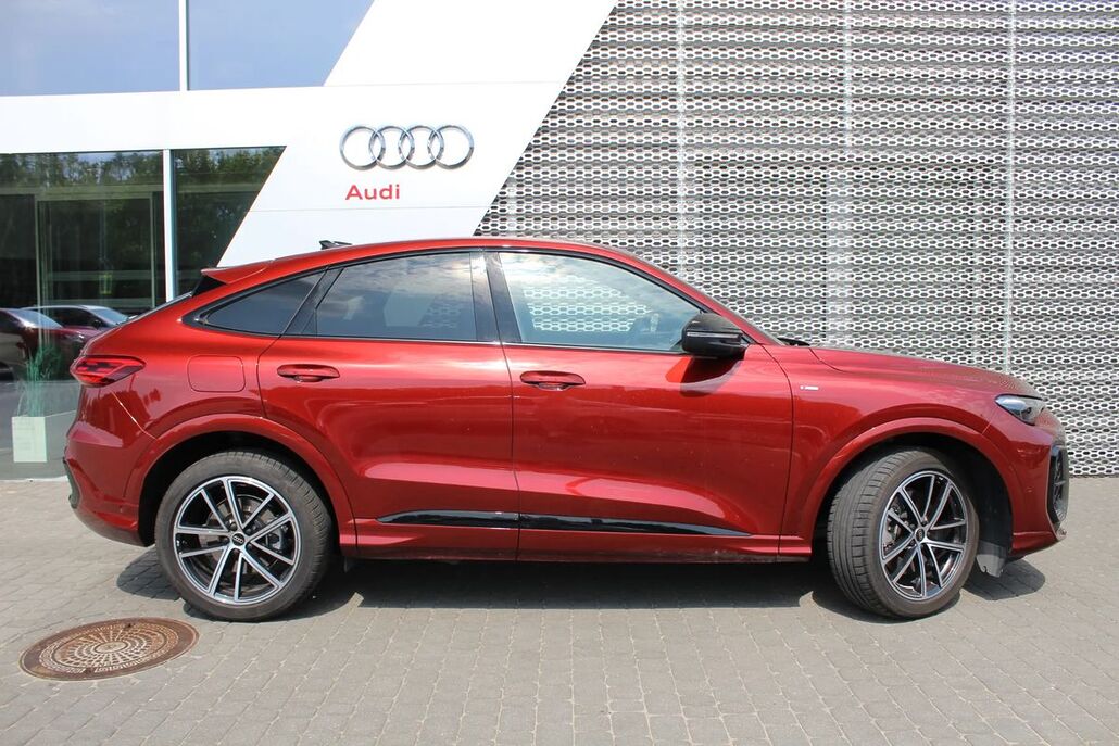 AUDI Q5-SPORTBACK TDI MHEV 150 kW Quattro S Tronic