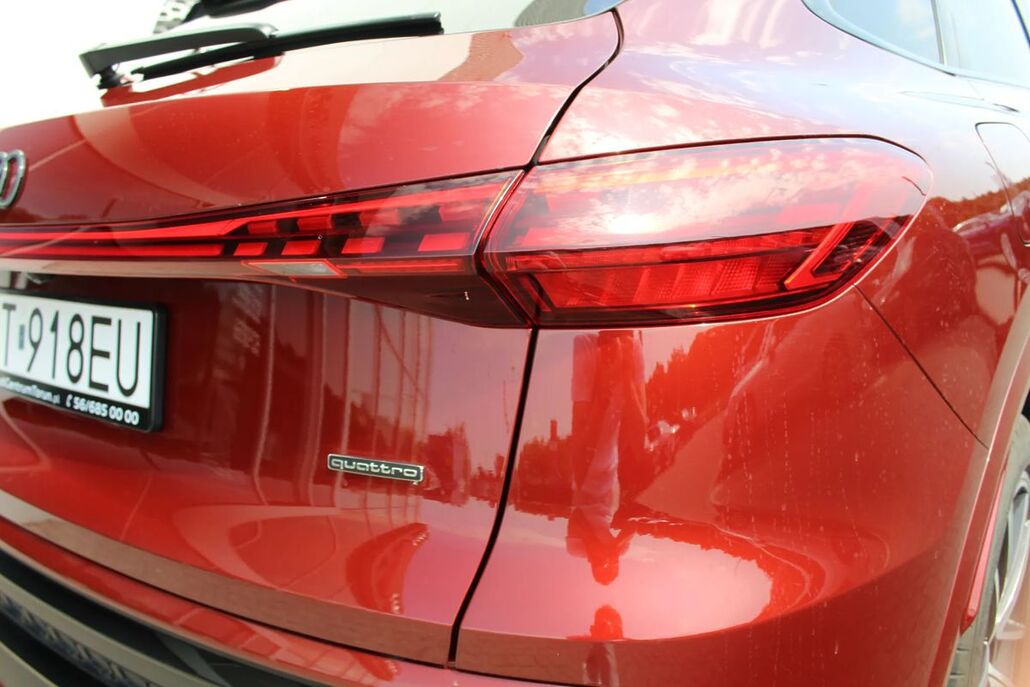 AUDI Q5-SPORTBACK TDI MHEV 150 kW Quattro S Tronic