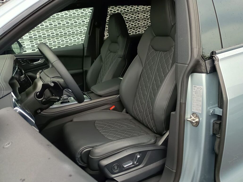 AUDI Q8 60 TFSI E PHEV Quattro Tiptronic