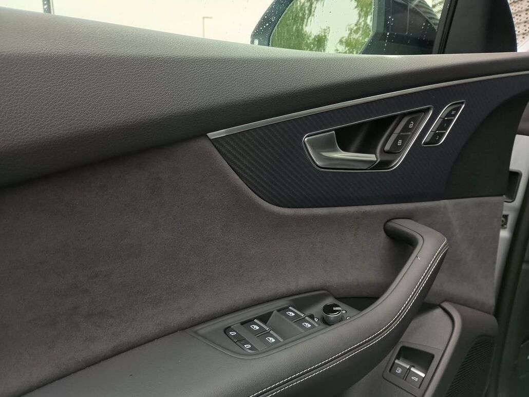 AUDI Q8 60 TFSI E PHEV Quattro Tiptronic