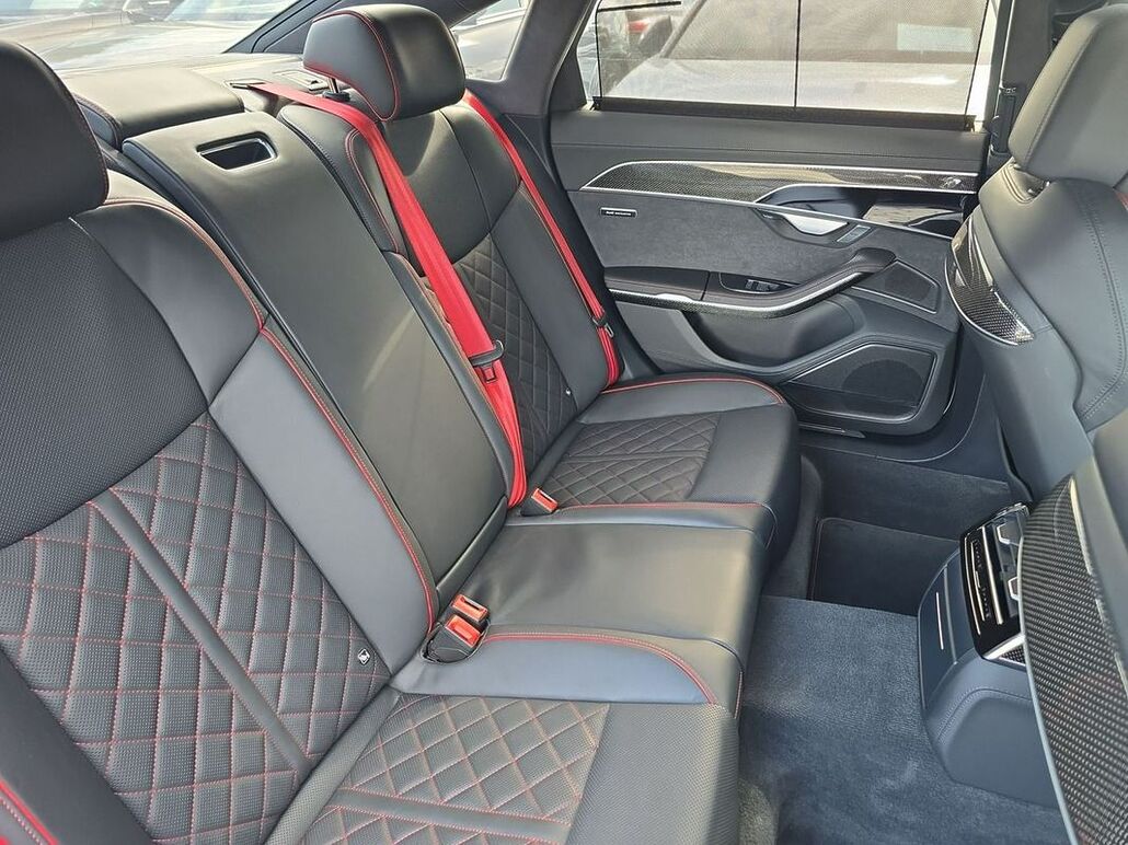 AUDI S8 TFSI Quattro Tiptronic