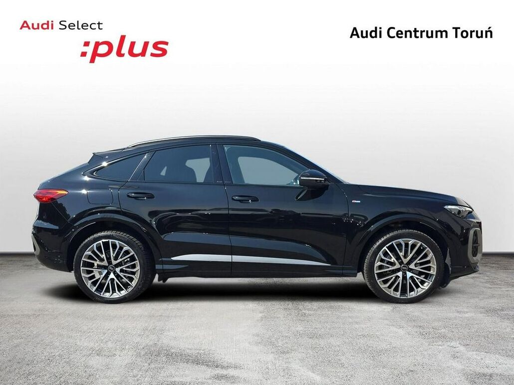 AUDI Q5-SPORTBACK Ack TFSI 150 kW S Tronic Edition One Mythosschwarz