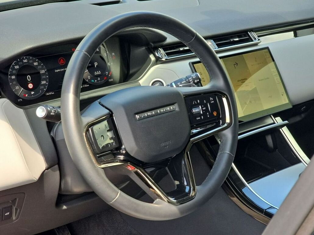 LAND-ROVER RANGE-ROVER-VELAR