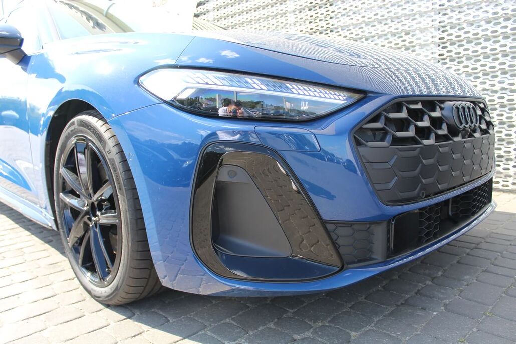 AUDI A5-LIMOUSINE