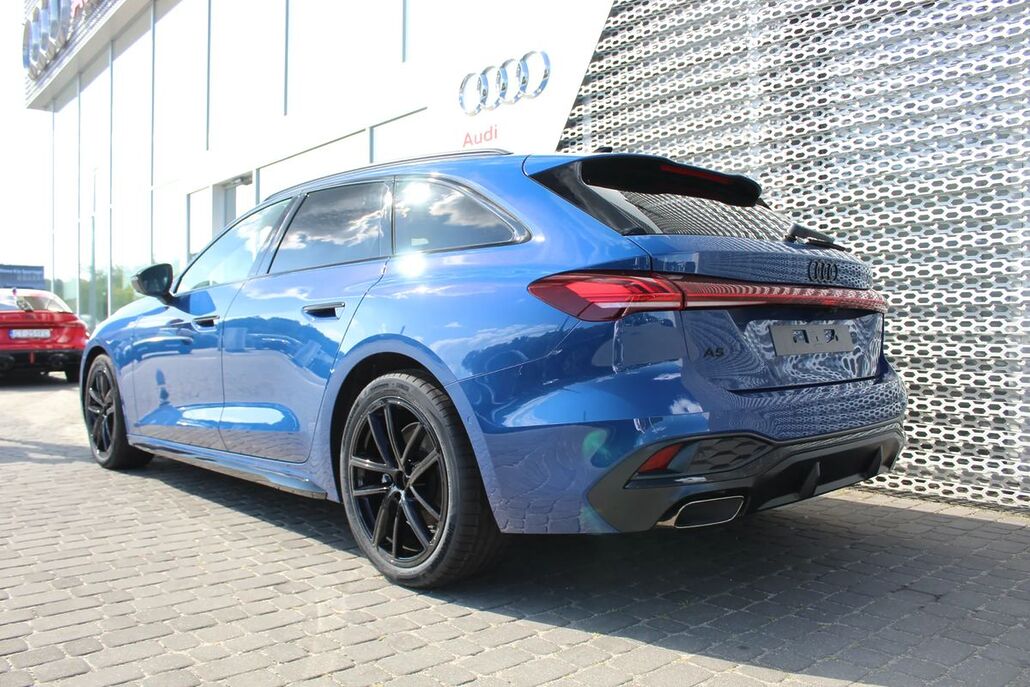 AUDI A5-LIMOUSINE
