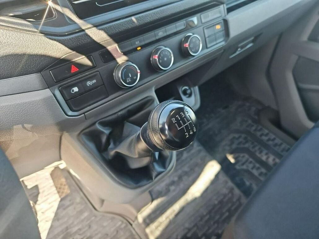 VOLKSWAGEN CRAFTER