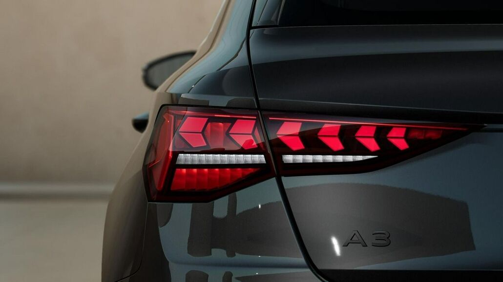 AUDI A3-SPORTBACK 35 TFSI MHEV Advanced S Tronic