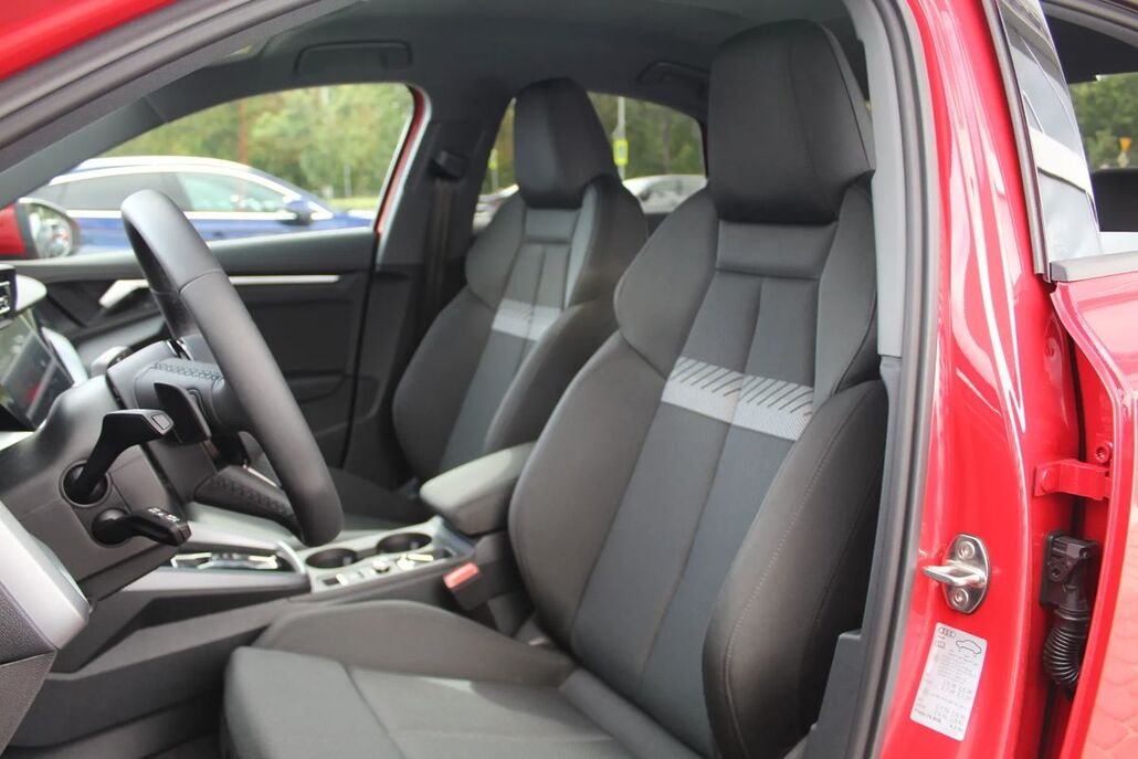 AUDI A3-LIMOUSINE TFSI MHEV 110 kW Advanced S Tronic