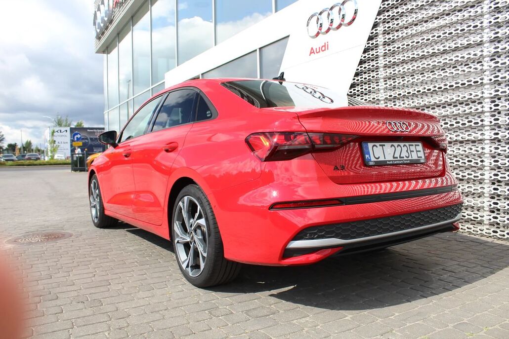 AUDI A3-LIMOUSINE TFSI MHEV 110 kW Advanced S Tronic
