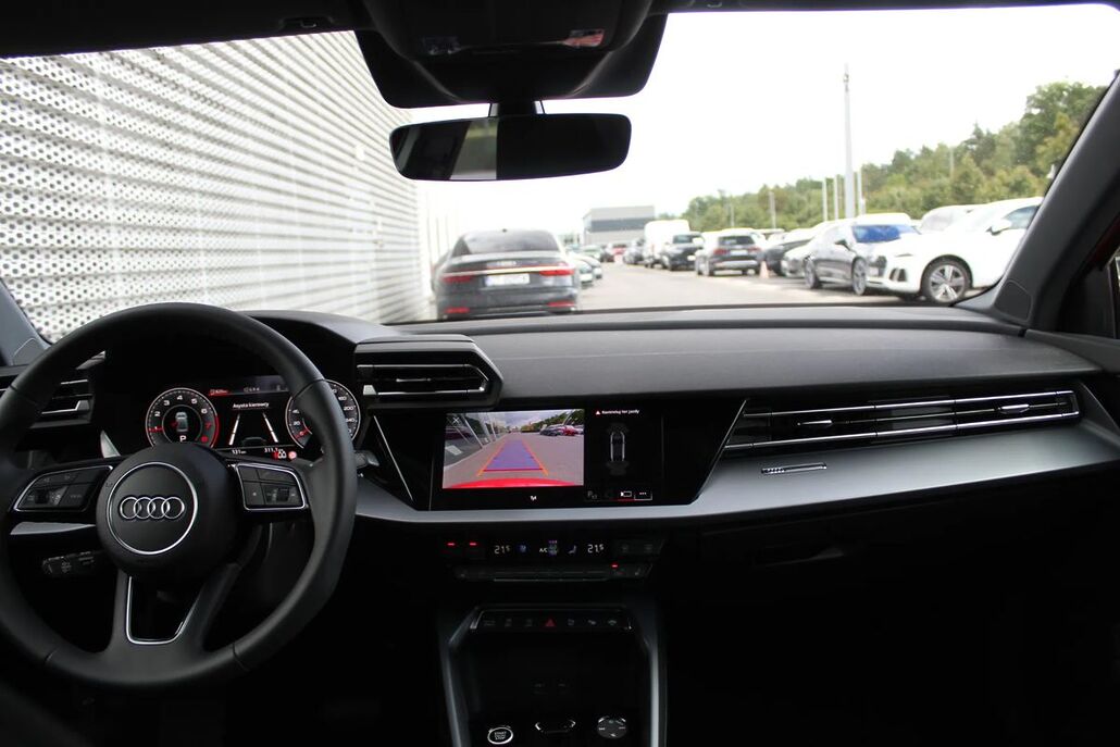 AUDI A3-LIMOUSINE TFSI MHEV 110 kW Advanced S Tronic