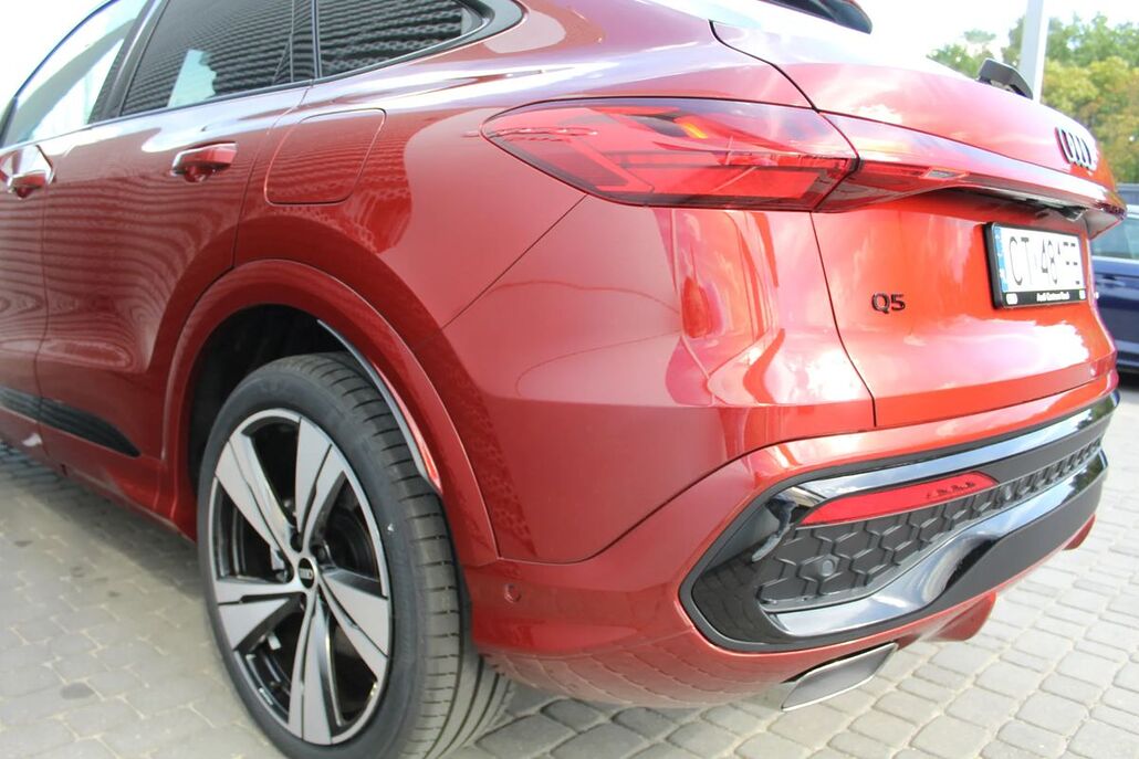 AUDI Q5-SPORTBACK E Hybrid 220 kW Quattro S Tronic