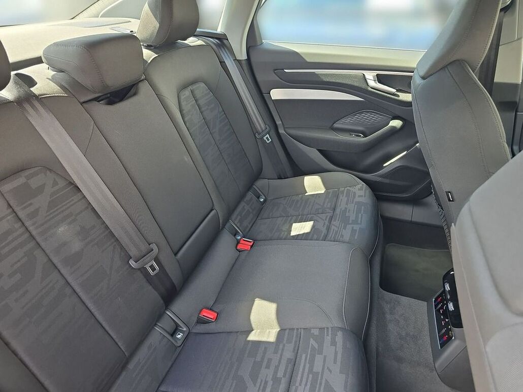 AUDI A6-LIMOUSINE TDI S Tronic