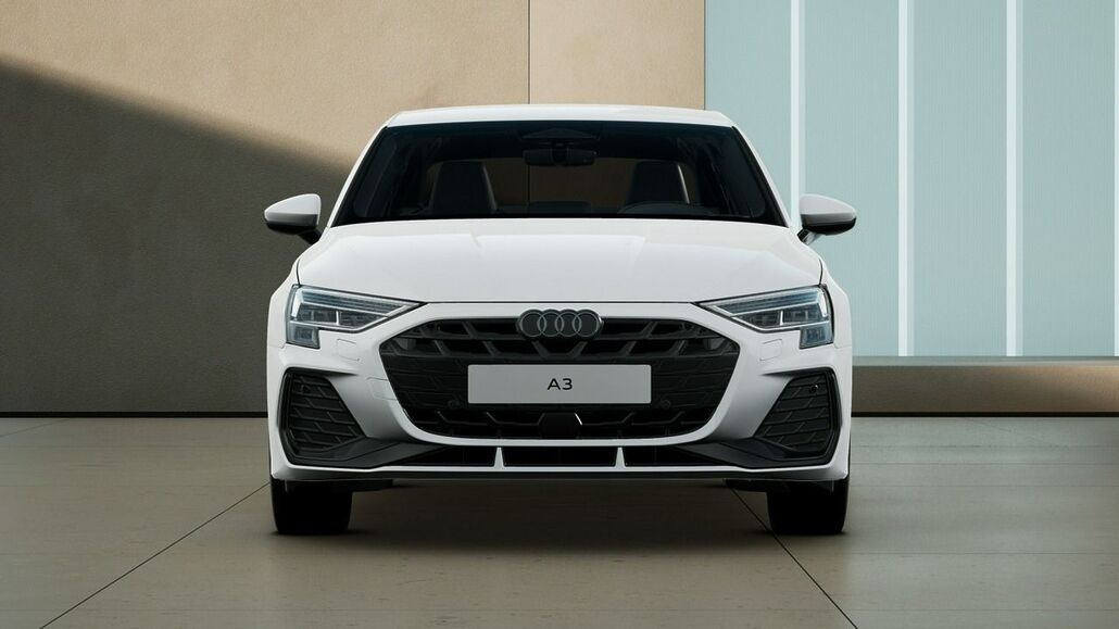AUDI A3-LIMOUSINE