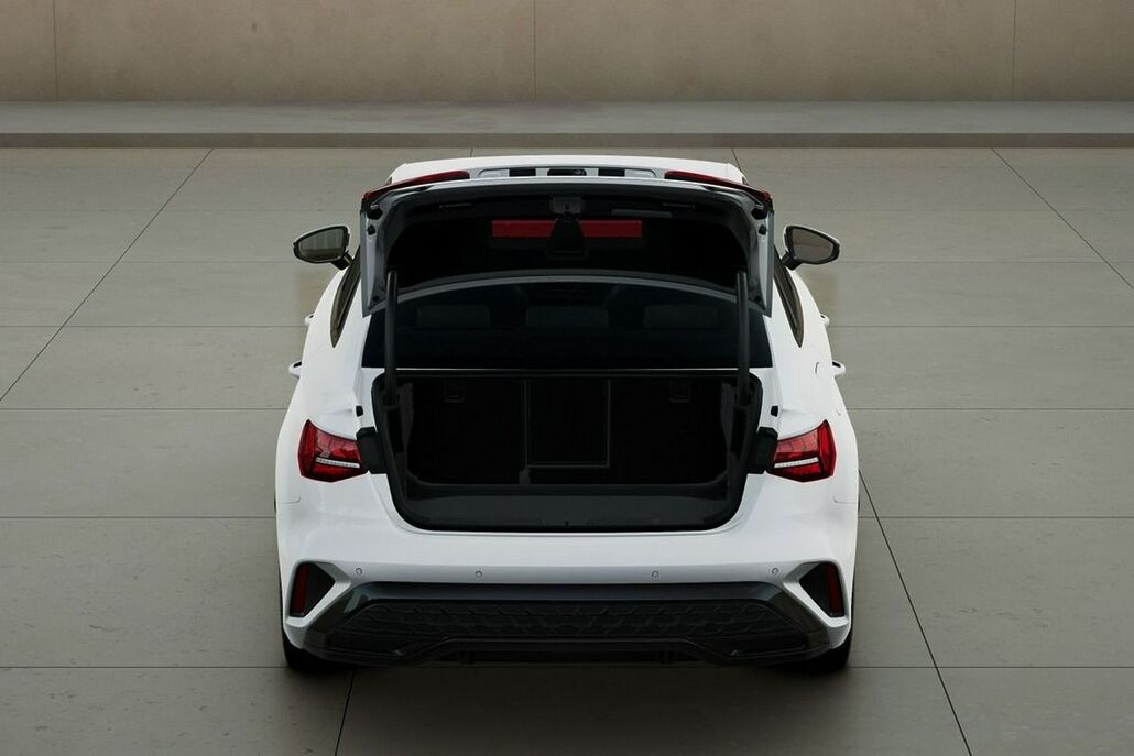 AUDI A3-LIMOUSINE