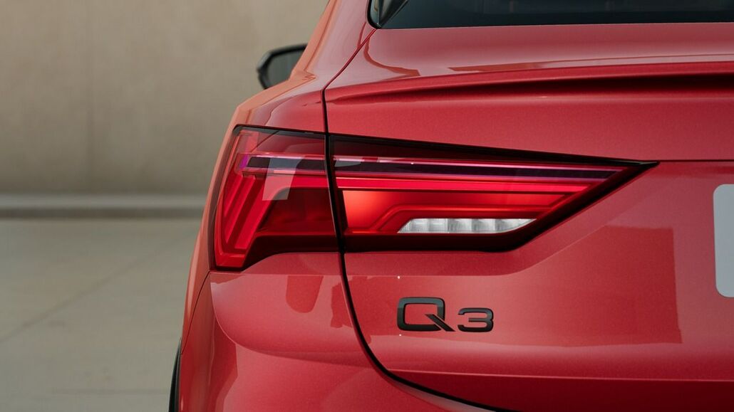 AUDI Q3-SPORTBACK 35 TFSI MHEV S-Line S Tronic