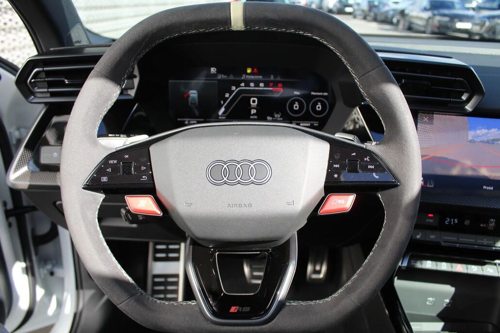 AUDI RS3