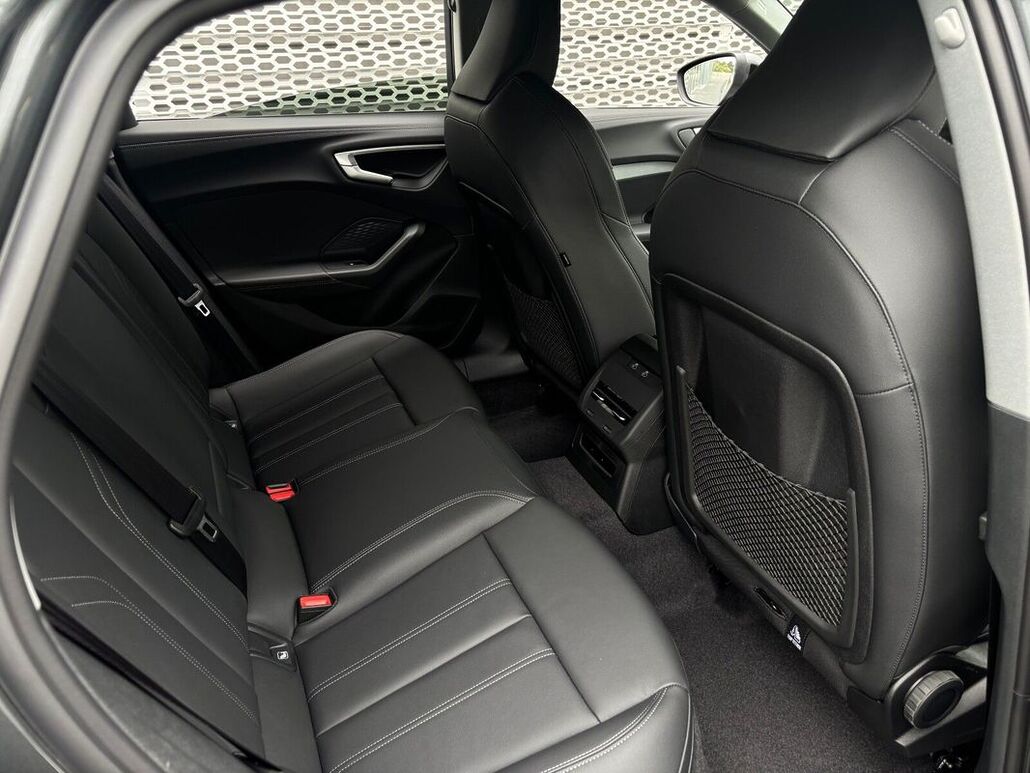 AUDI A5-LIMOUSINE