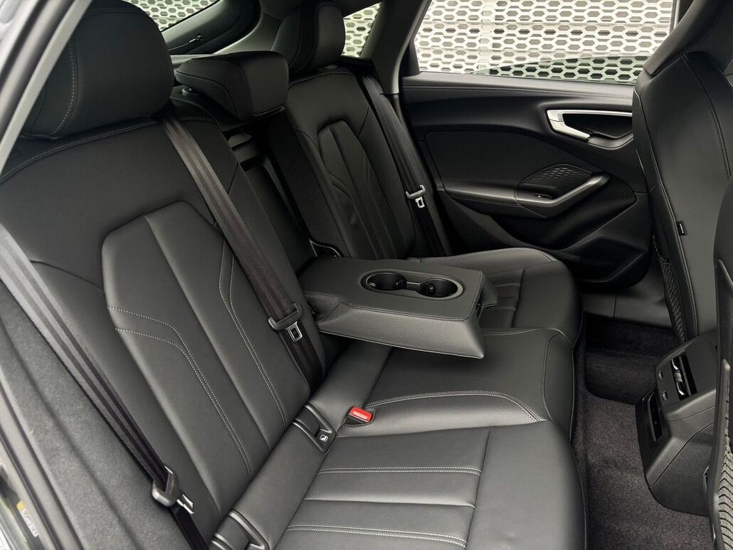AUDI A5-LIMOUSINE