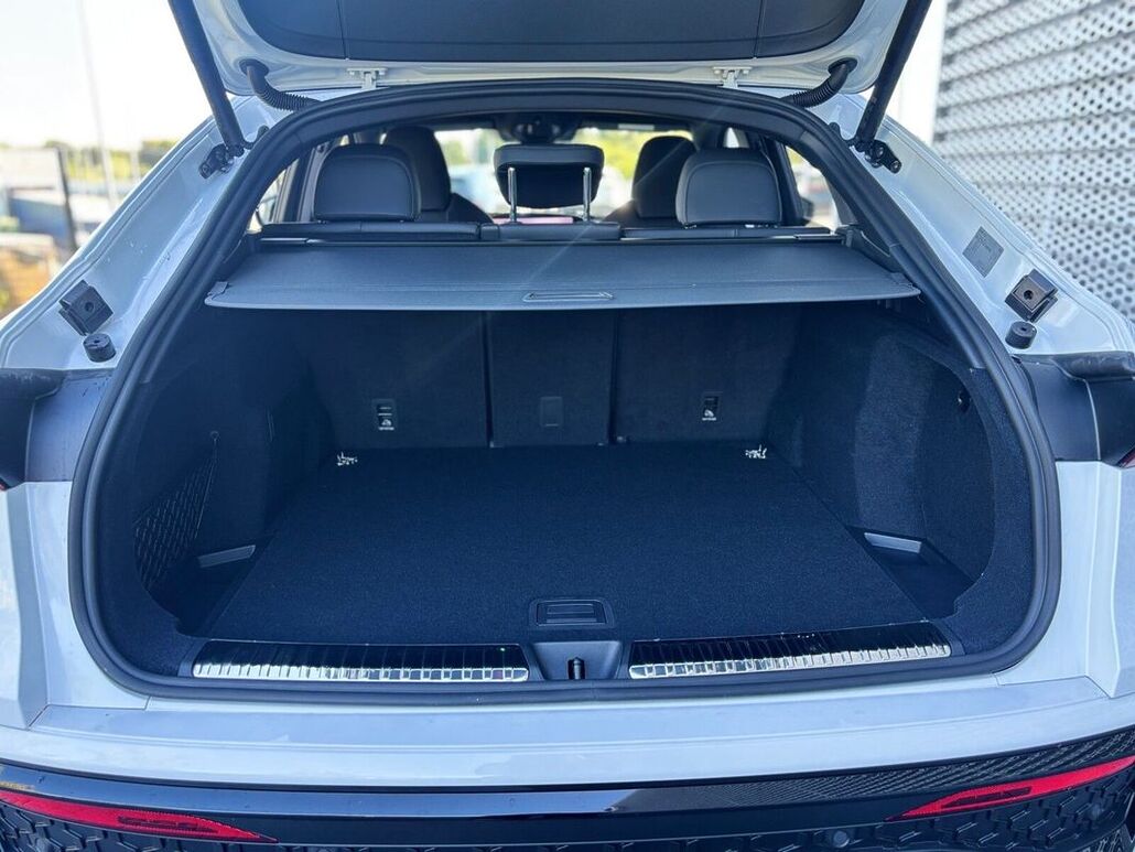 AUDI Q5-SPORTBACK