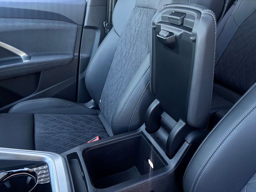 AUDI Q5-SPORTBACK