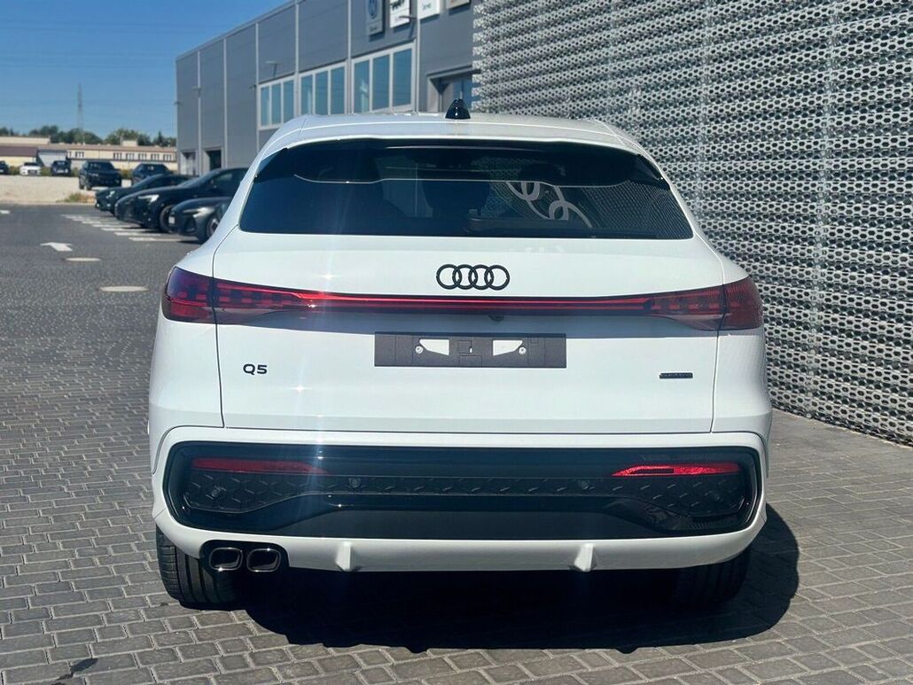 AUDI Q5-SPORTBACK