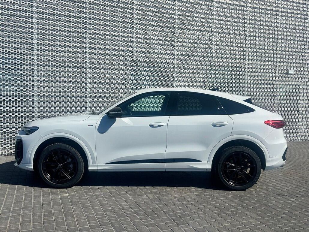 AUDI Q5-SPORTBACK