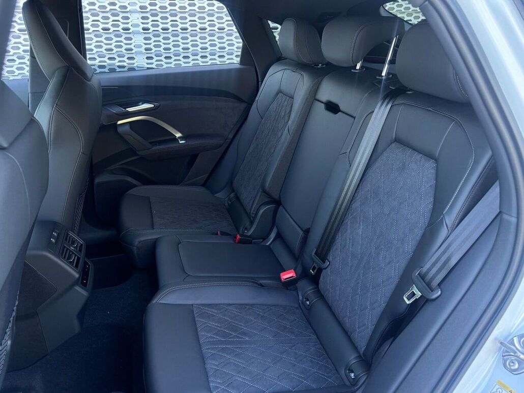AUDI Q5-SPORTBACK