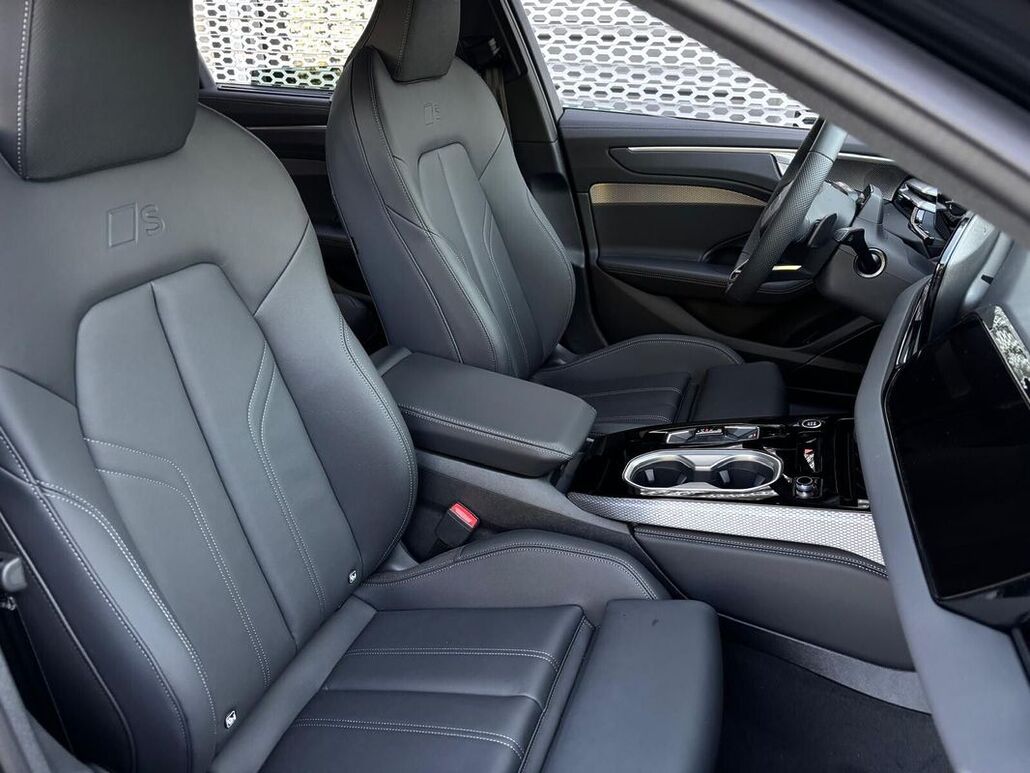 AUDI A6-AVANT