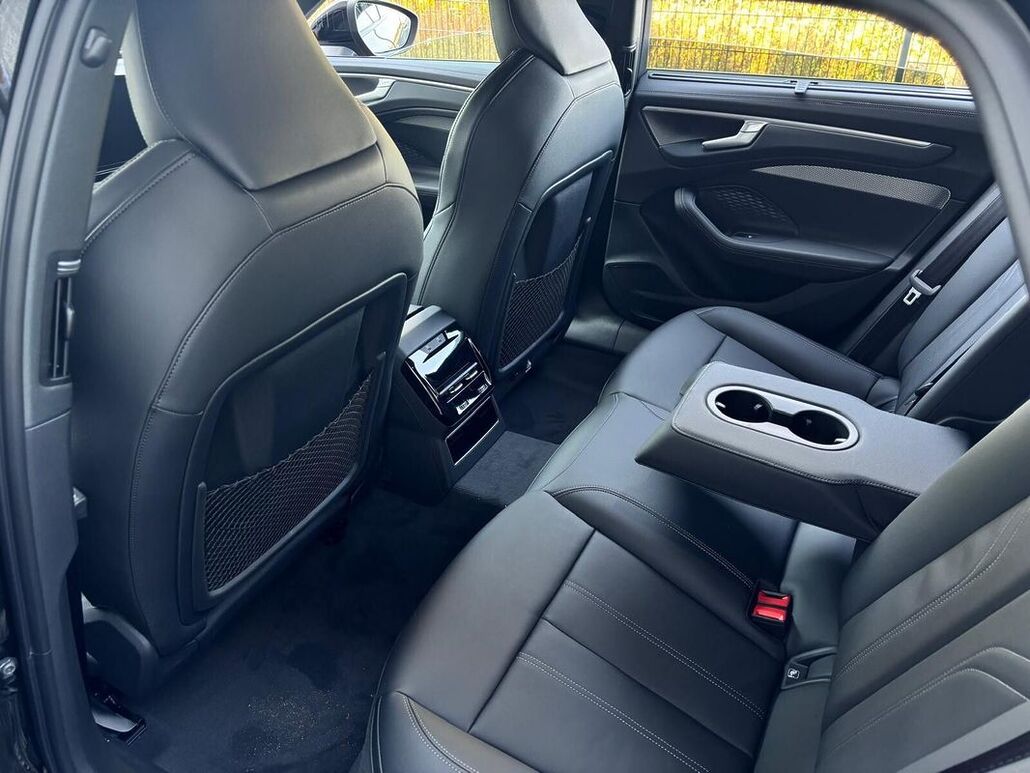 AUDI A6-AVANT