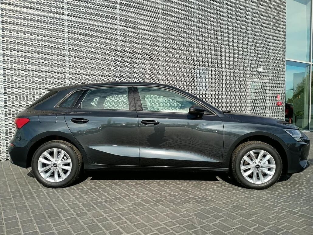 AUDI A3-SPORTBACK