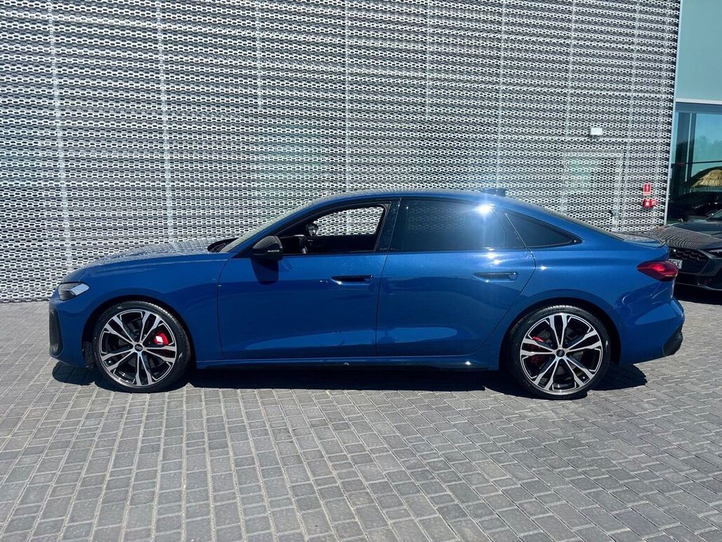 AUDI A5-LIMOUSINE