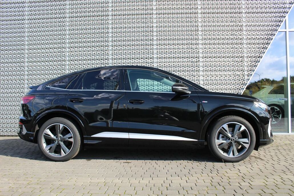 AUDI Q4-SPORTBACK E Tron 45.82kwh S-Line