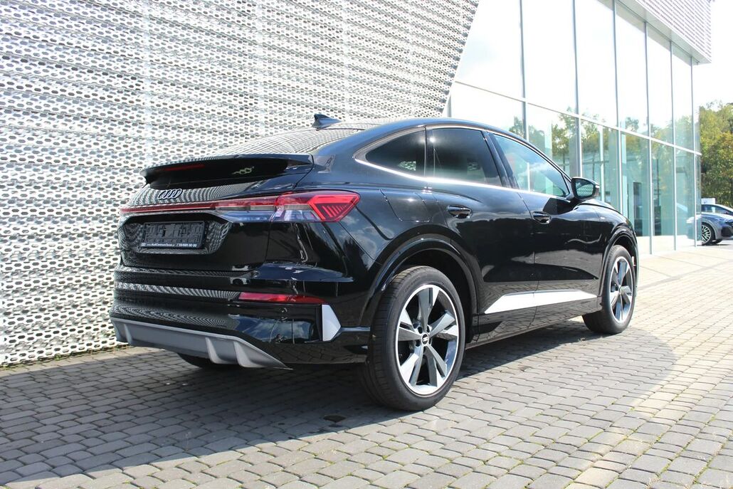 AUDI Q4-SPORTBACK E Tron 45.82kwh S-Line