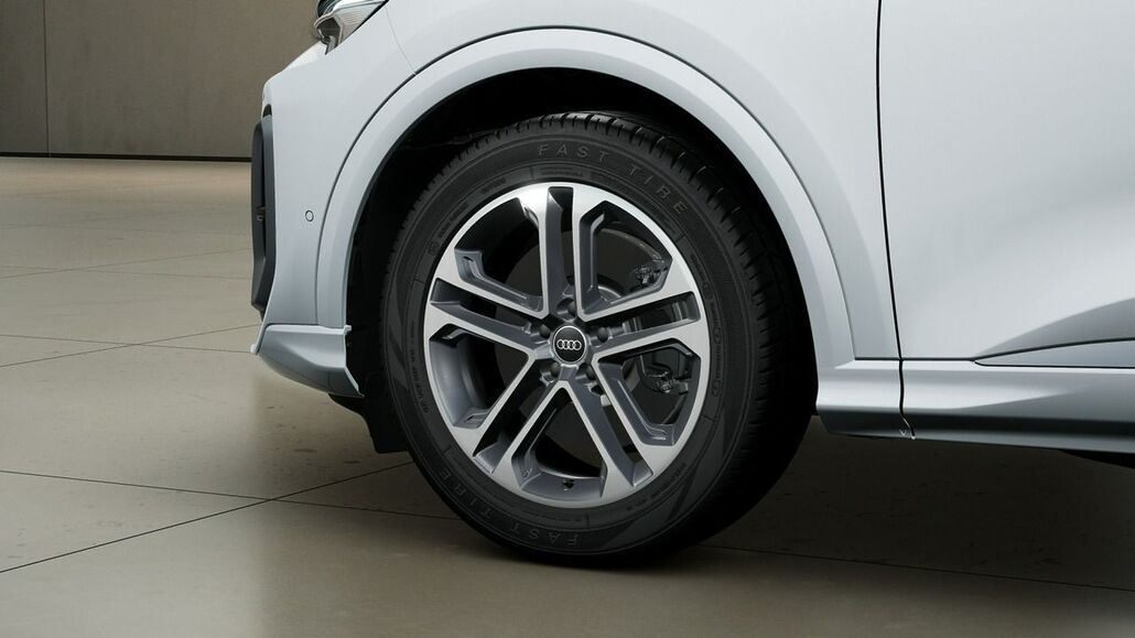 AUDI Q5-SPORTBACK