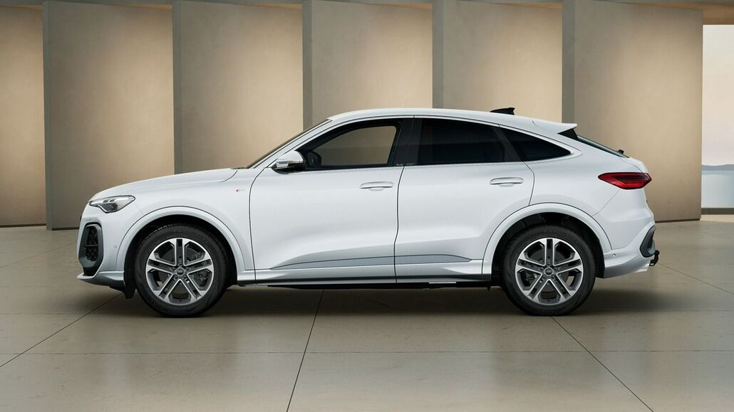 AUDI Q5-SPORTBACK