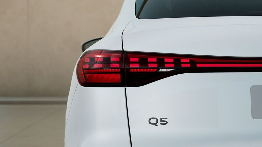 AUDI Q5-SPORTBACK