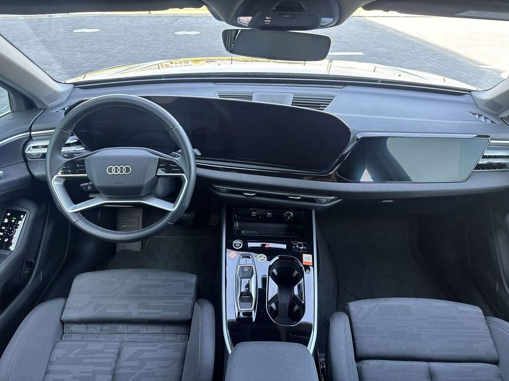 AUDI A6-LIMOUSINE