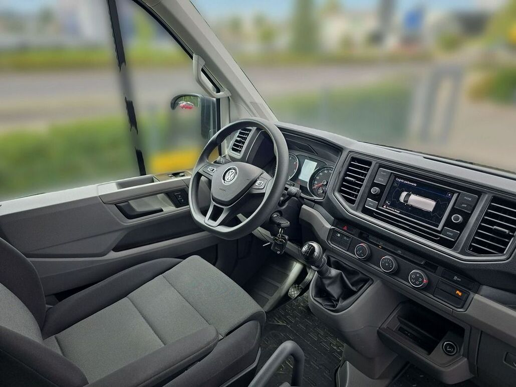 VOLKSWAGEN CRAFTER
