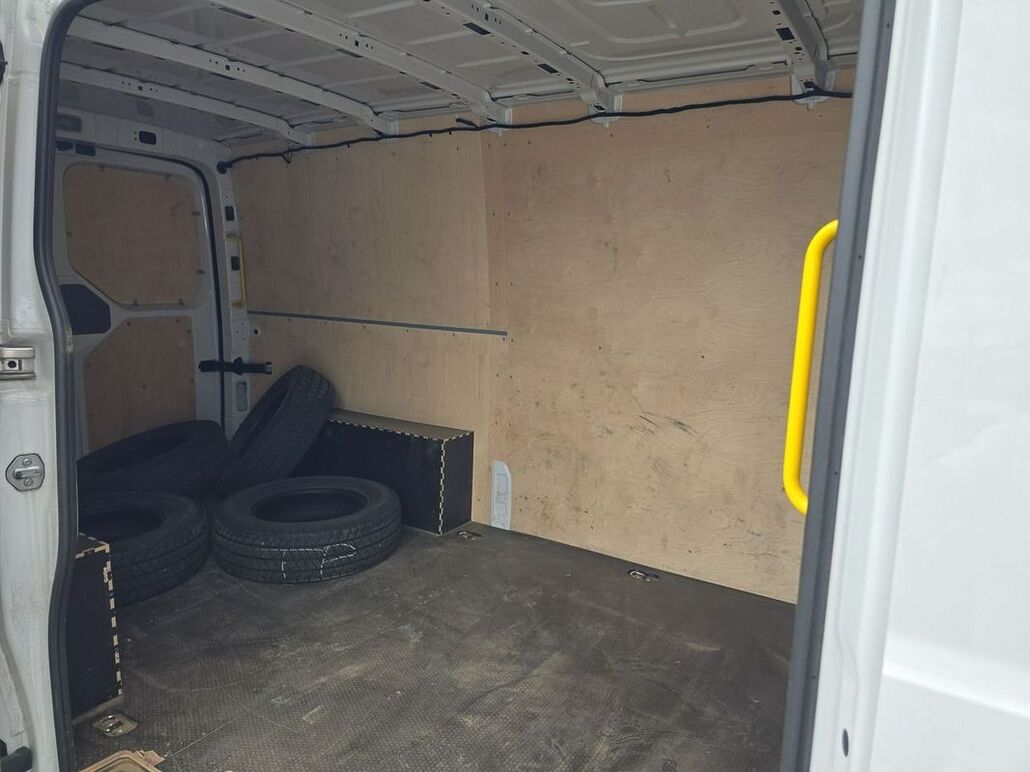 VOLKSWAGEN CRAFTER